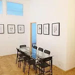 Budapest Central Apartment *