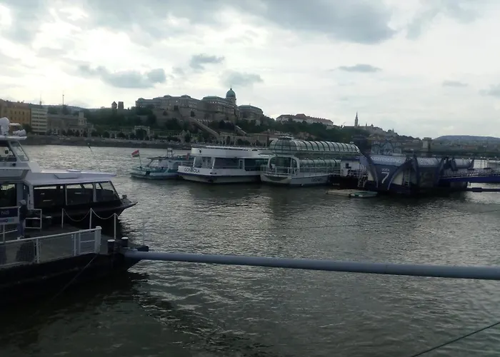 منزل للإقامة Budapest Central Apartment *