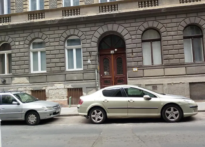 Budapest Central Apartment *