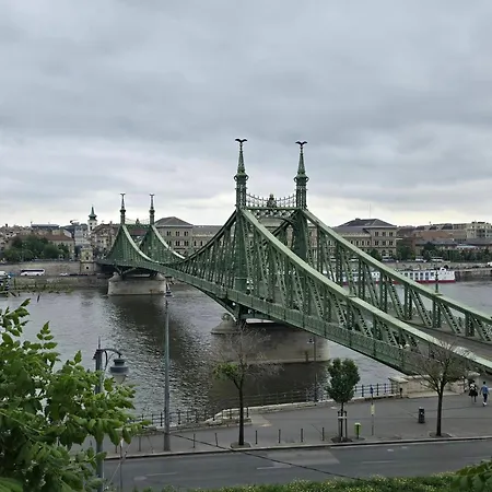 Budapest Central Apartment Homestay szállás