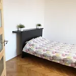 セントラル ホームステイ *